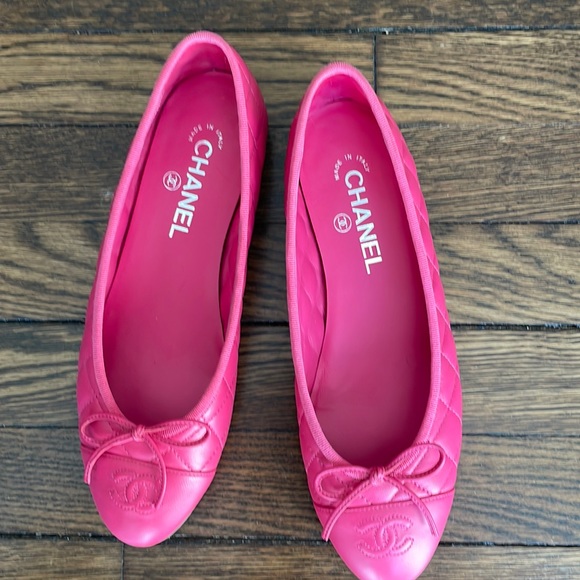 CHANEL Quilted Ballet Flats - Picture 1 of 6